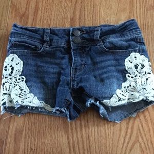 Super cute jean shorts!